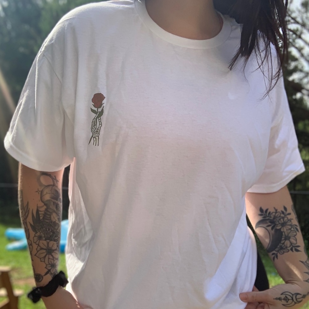 Short sleeve graphic tee